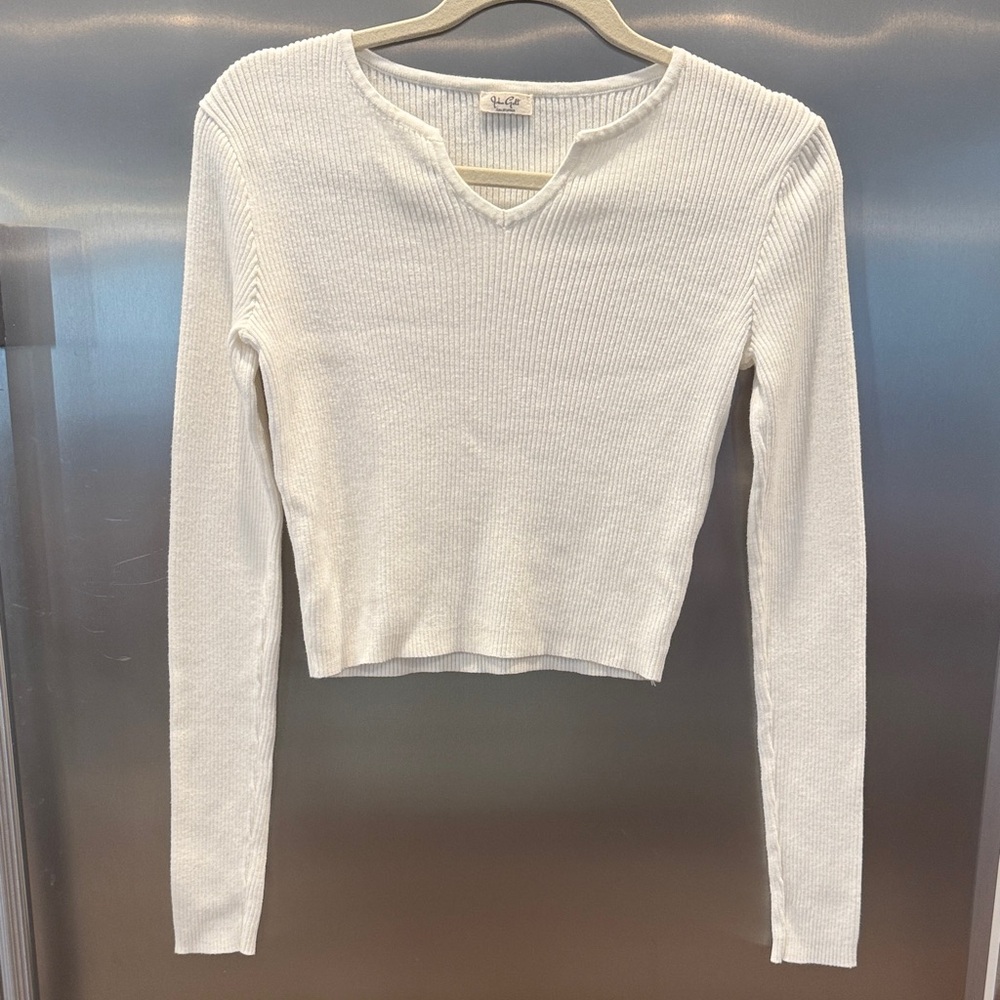 Brandy Melville John Galt Cream ribbed split neck Sweater